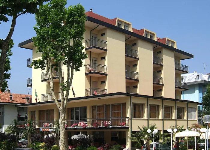 Devon Rooms & BreakfastHotel Cesenatico